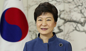 박 대통령, 법인약국·원격진료 강공…복잡해진 의약계