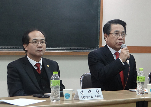 일선 약사들 불만 폭주에 '혼쭐난 조찬휘 회장'