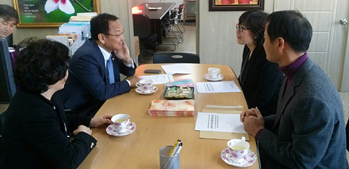 송파구약, 유일호 의원에 법인약국 폐해 설명 