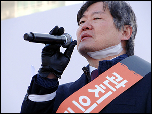 총파업 투표 독려 나선 노환규 "관치의료 끝내자"