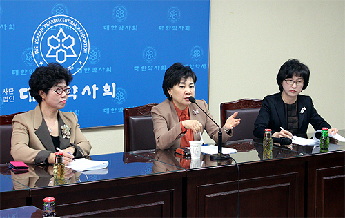 약사 1300명 모이는 여약사대회 정치이벤트 시동