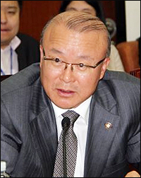국회 "시장형제 언제 폐지하나"…늑장 조치 질타