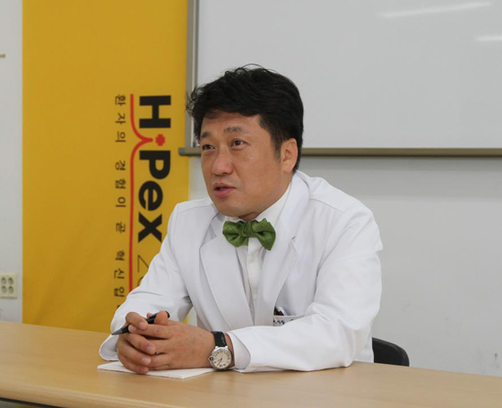 "서비스 디자인으로 병원혁신을 꾀하라"