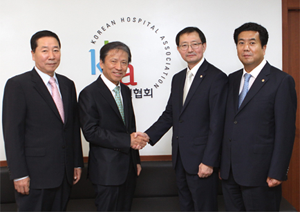 의·병협 회장 첫 상견례, 의료제도 개선 노력 약속