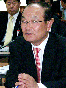 사상초유 흑자 건보재정, 지갑은 당분간 조금만 연다?

