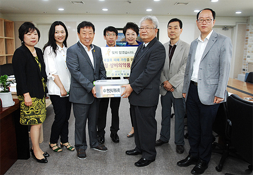 안산시약, 단원고 희생자 가족에 의약품 기탁