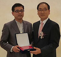 강남구약, 청각단체 복지단체 감사패 수상