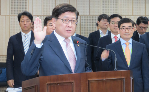 대체조제 애매한 태도 정 장관, 그 속내는?