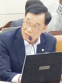 제약산업 육성하자 만든 법에 의료기기 숟가락 얹기?