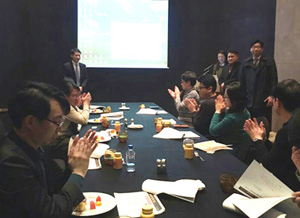 밥먹고 샘플얻는 건 싫다…약사, 소그룹 공부방 인기