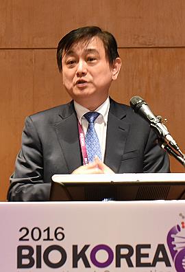"왓슨AI, 혼자 공부하며 헬스케어 진화 단축"