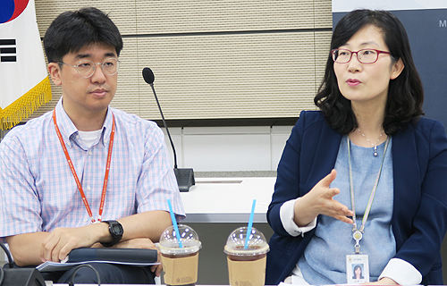 "입원전담의사 전공제한 없어…인건비 최대 1억 지원"