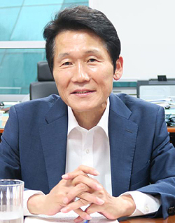 진료·조산 거부할 때 병의원 개설자 형사처벌…법 추진