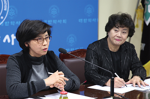 "약국에 쌓인 폐의약품 좀"…지자체 조례가 대안