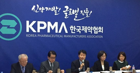 김강립 실장 "정부 바뀌어도 제약산업 정책지원 지속"