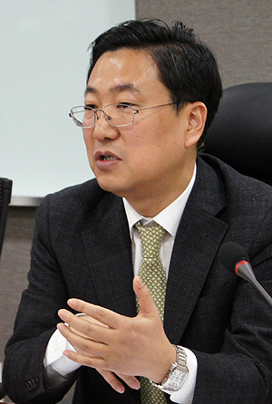 "거시적 약품비 관리 검토…제네릭 동일가제 개선도"