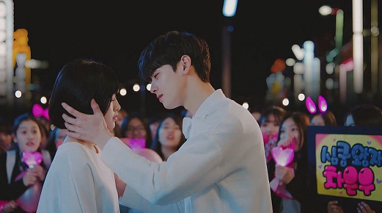 한독, 클리어틴 모델에 아이돌가수 차은우 
