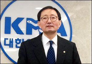 추무진 회장 "문재인 케어, 박능후 장관 면담 요청"