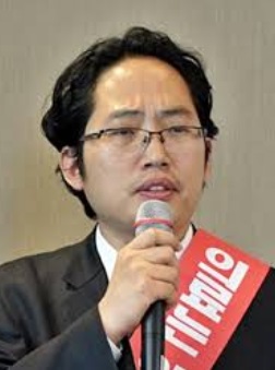 "비대위 불참 후 복지부 만난 추 회장, 사퇴하라"