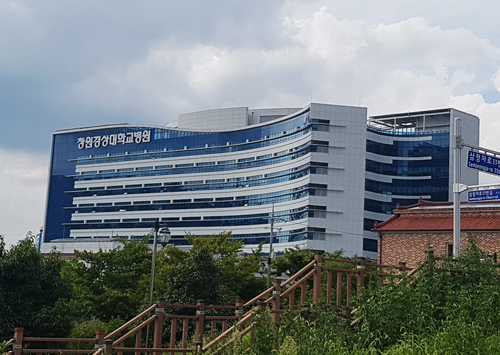 "대형병원과 500m 이상 떨어진 문전약국 찾아라"