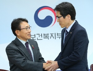 의사들 "껍데기뿐인 문케어 의정협의체라면 사절"