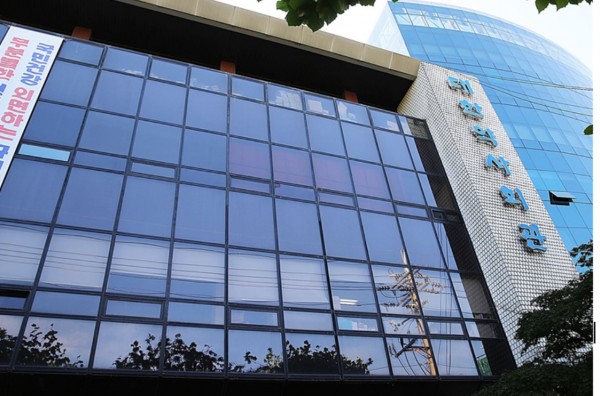 약사회 "문재빈 전 의장 회무농단...정상적 절차 무시"