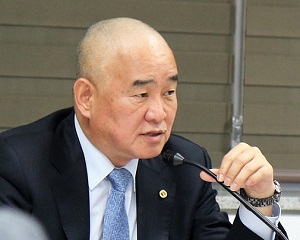 떠나는 임수흠 의장 "최대집 당선인에 힘 실어줄 때"