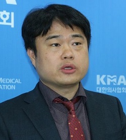 소청과, 약사회에 의약분업 폐기 협의체 제안