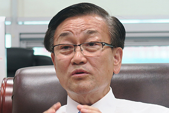 "의사 행복은 돈 아냐…삶의 질 향상에 의협 나서야"