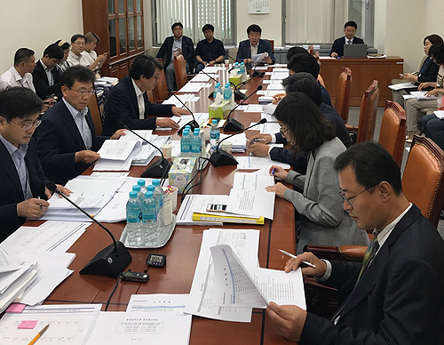 가격 미표기 의약품 판매, 벌칙 조항 삭제...과태료만
