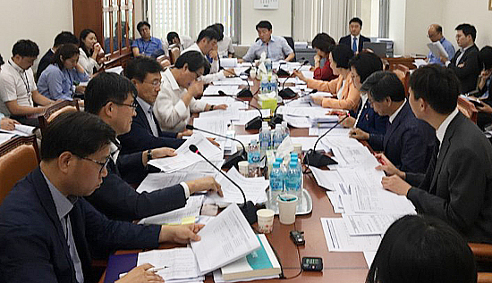 환자 가족 등 처방전 대리수령 법안 국회 통과