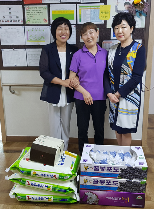 양천구약 여약사위, 노인 시설·가정에 쌀·과일 전달