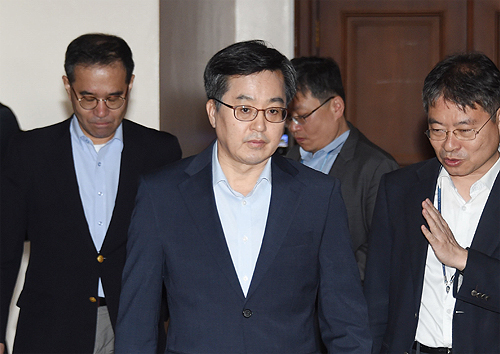 편의점약 판매자 변경 간소화…12월 약사법 개정안 발의