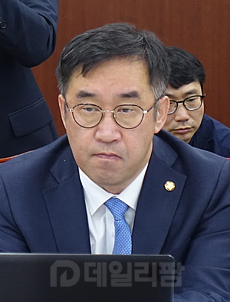 맹성규 "역학조사 중 무균시험 책임 명확히 해야"