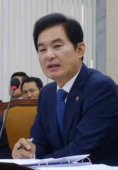 국회 의약품교육 확대 요구…류 "인력·예산 늘려달라"