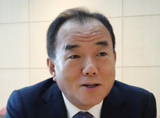 "산업계와도 공조…사회와 소통하는 학회 만들 것"