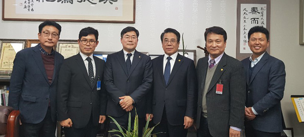 인천시약, 박찬대 의원 만나 약대 증원 반대입장 전달