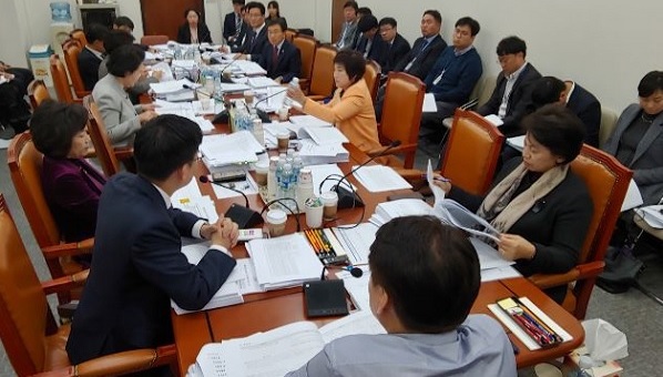 첨단바이오법 상임위서 또 '불발'…공청회 이후 심의