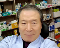등단후 첫 수필집 낸 개국약사, 행복의 의미를 찾다