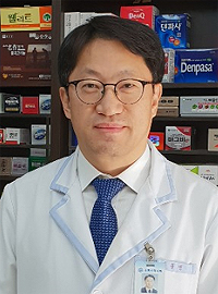 김동민 강릉시약사회장 취임…"약사회 발전에 최선"