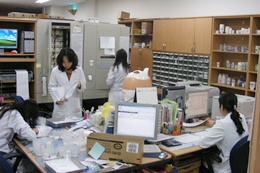 신입약사 기다리는 병원약국…1~2월 인력공백 '진땀' 