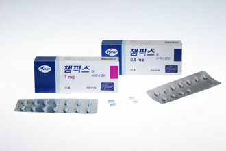 금연치료사업 약발 다했나...챔픽스 작년 매출 '뚝'
