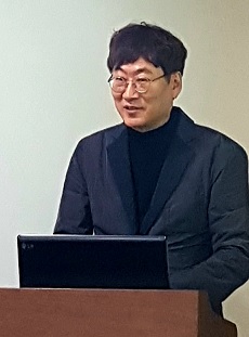 한국에 없는 '외래전문병원·노인간호시설' 도입 목소리