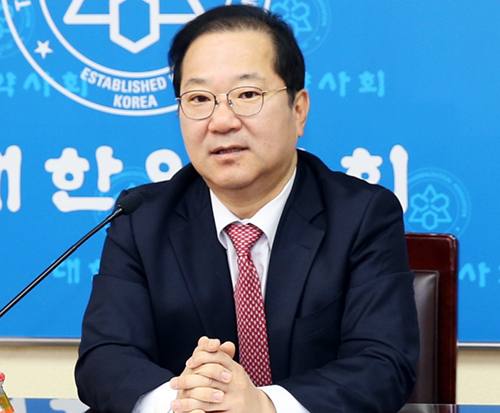 김대업 "비상식적인 약국 행정부담부터 없애겠다"