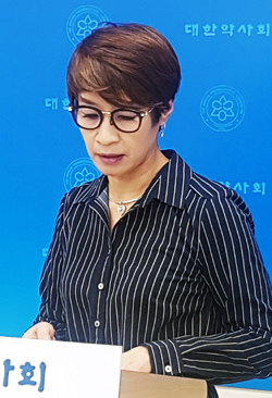 약사회 "카드수수료, 조제료 잠식 터질게 터졌다"