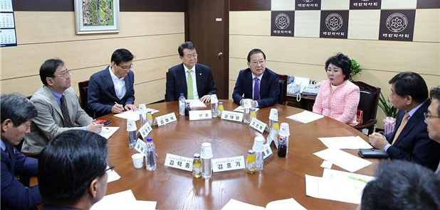 약사회-유통협, 전문약 반품 법제화 공동 대응키로