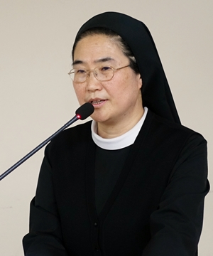 "노인요양환자, 금기약 사각지대...'약사 시스템' 시급"