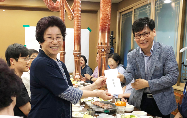 광진구약 임원들, 5반 반회 참석해 회원 격려 