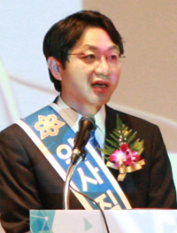 부산약사 2100명 운집...'연수교육·약국경영전시' 진행