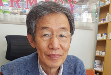 "새 지식 먼저 공부해 고객에게 파는 게 약사 역할"